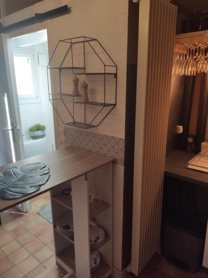 Holiday home Ravissante Avec Parking Prive Ambares-et-Lagrave